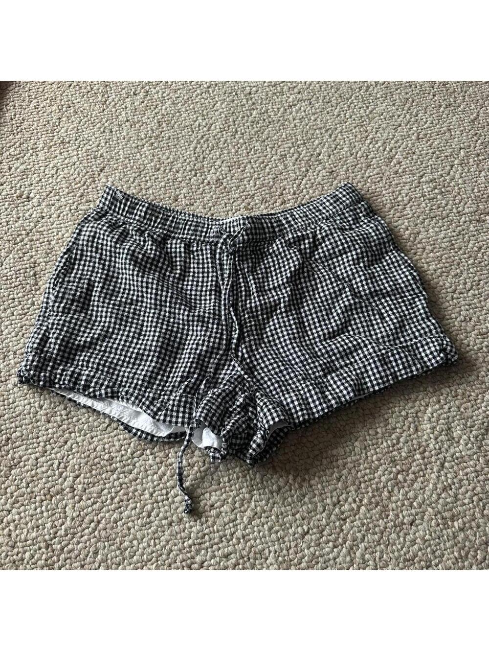 Abercrombie & Fitch black and white gingham shorts